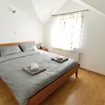 Relax House Nizic וילה
