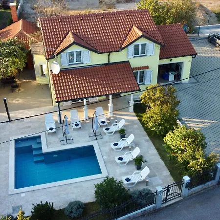 וילה Relax House Nizic *